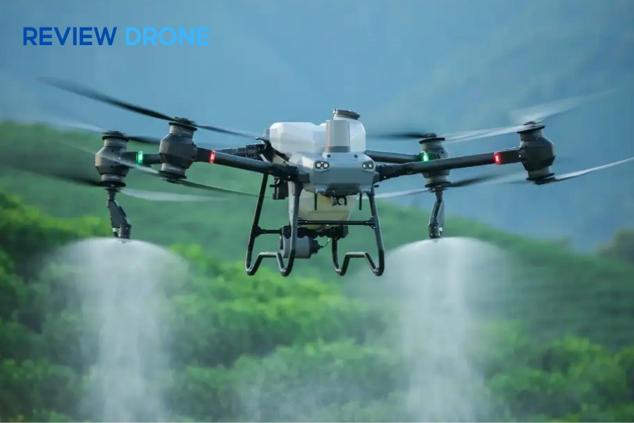 Review DJI Agras T50: Có Nên Đầu Tư Máy Bay Phun Thuốc Này?